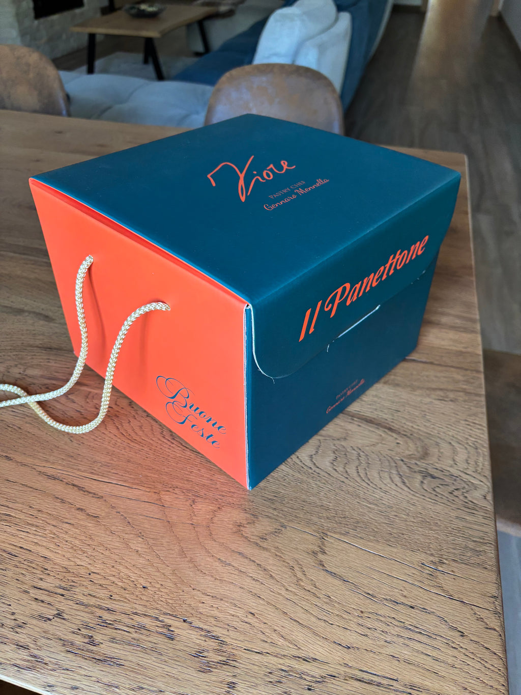 Panettone ai frutti di bosco con l’impasto integrale